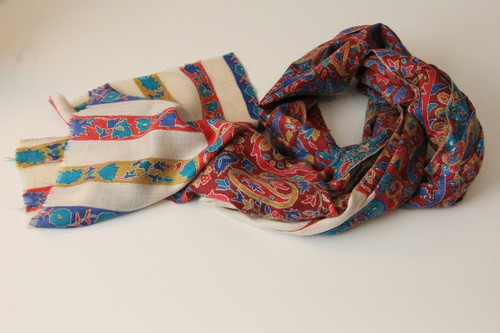 Fully hand embroidered, pure handwoven pashmina stole